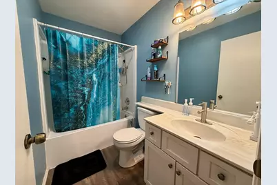 510 Meadow Hill Lane, Round Lake Beach, IL 60073 - Photo 11