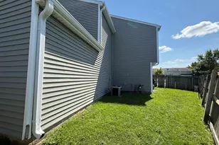 510 Meadow Hill Ln, Round Lake Beach, IL 60073 - Photo 19