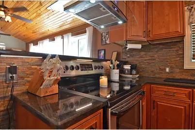 2580 E 1251st Road, Ottawa, IL 61350 - Photo 9