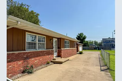 1919 S Jefferson Street, Tilton, IL 61833 - Photo 3