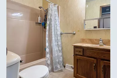 1919 S Jefferson Street, Tilton, IL 61833 - Photo 25