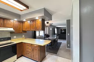 1919 S Jefferson St, Tilton, IL 61833 - Photo 7