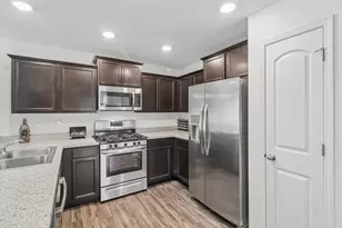 1133 Westlake Dr, Cary, IL 60013 - Photo 13