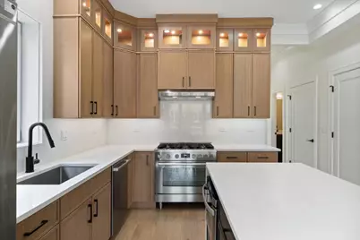 2023 W Augusta Boulevard #3W, Chicago, IL 60622 - Photo 5