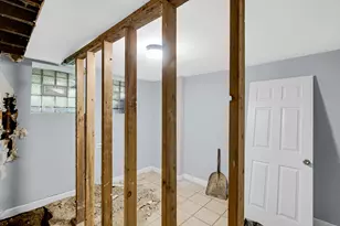 [Address not provided], Chicago, IL 60637 - Photo 23