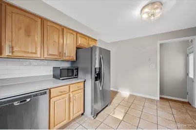 325 S Edson Avenue, Lombard, IL 60148 - Photo 7