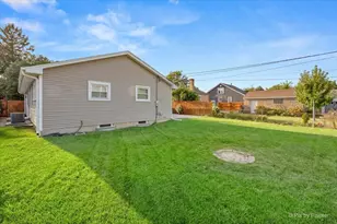 325 S Edson Ave, Lombard, IL 60148 - Photo 31