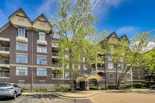 425 Village Green, Lincolnshire, IL 60069 - Photo 1