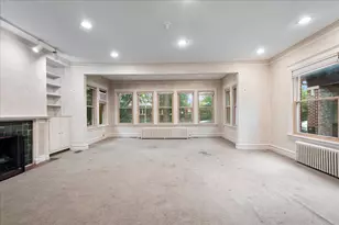 6520 N Fairfield Ave, Chicago, IL 60645 - Photo 3
