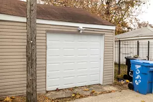 8500 S Prairie Ave, Chicago, IL 60619 - Photo 29