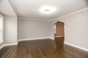 8500 S Prairie Ave, Chicago, IL 60619 - Photo 5