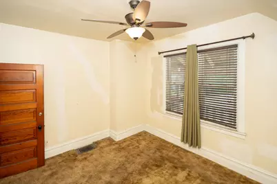 5843 W Iowa Street, Chicago, IL 60651 - Photo 27