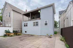5843 W Iowa St, Chicago, IL 60651 - Photo 39
