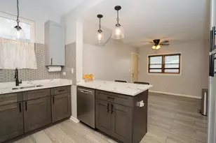 5843 W Iowa St, Chicago, IL 60651 - Photo 9