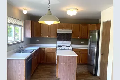 779 Wildflower Circle, Naperville, IL 60540 - Photo 5