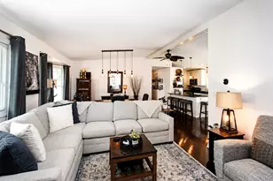 15 Saratoga Ct, Grayslake, IL 60030 - Photo 33