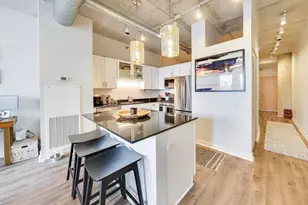 720 N Larrabee St, Chicago, IL 60654 - Photo 7