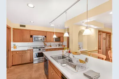 1121 S Aldine Avenue, Park Ridge, IL 60068 - Photo 11