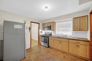 12822 S Peoria St, Chicago, IL 60643 - Photo 13
