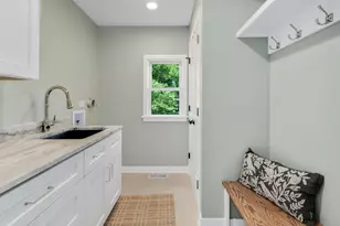 28W600 Indian Knoll Rd, West Chicago, IL 60185 - Photo 21