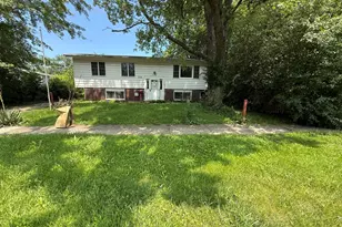 234 Hickory St, Park Forest, IL 60466 - Photo 1