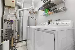 1116 Kensington Dr, Northbrook, IL 60062 - Photo 15