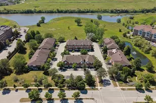 1116 Kensington Dr, Northbrook, IL 60062 - Photo 5