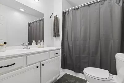 1116 Kensington Drive #1116, Northbrook, IL 60062 - Photo 13