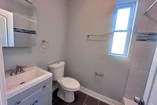 348 E 50th St, Chicago, IL 60615 - Photo 13
