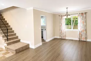 320 Thistle Dr, Bolingbrook, IL 60490 - Photo 5
