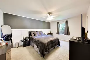 907 Joanne Dr, Minooka, IL 60447 - Photo 13