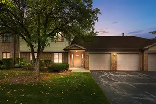 1410 W Partridge Ln, Arlington Heights, IL 60004 - Photo 1