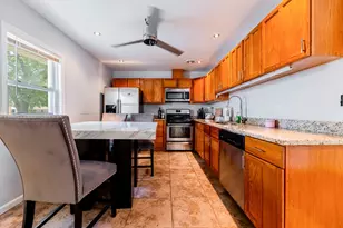14643 Dante Ave, Dolton, IL 60419 - Photo 7