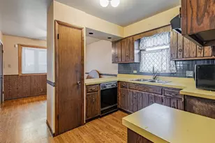 18136 Oakwood Ave, Lansing, IL 60438 - Photo 15