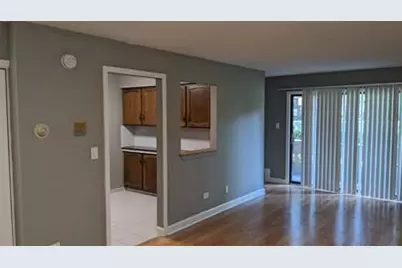17 Parkside Court #3, Vernon Hills, IL 60061 - Photo 5