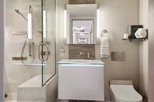 111 E Chestnut St, Chicago, IL 60611 - Photo 59