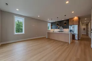 6519 W Addison St, Chicago, IL 60634 - Photo 5