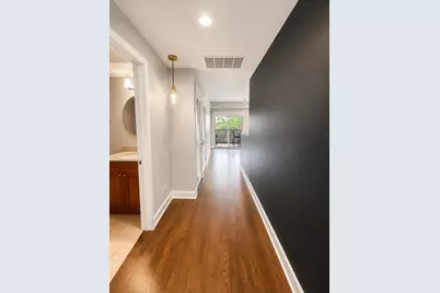 437 W North Avenue #202, Chicago, IL 60610 - Photo 5
