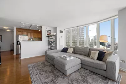 345 N Lasalle Street #4601, Chicago, IL 60654 - Photo 5