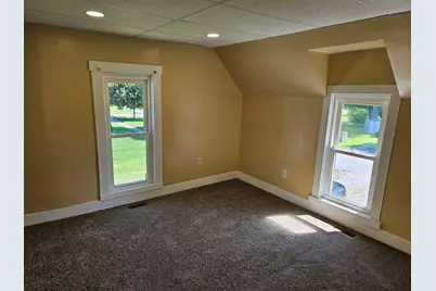 401 NE 3rd Street, Aledo, IL 61231 - Photo 11