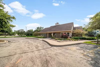2 Willow Parkway, Buffalo Grove, IL 60089 - Photo 25
