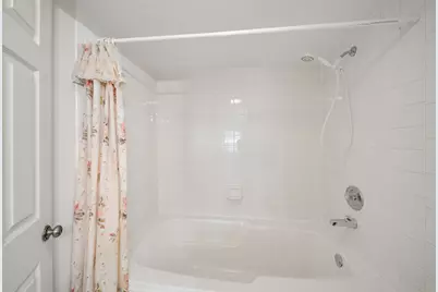 2 Willow Parkway, Buffalo Grove, IL 60089 - Photo 15