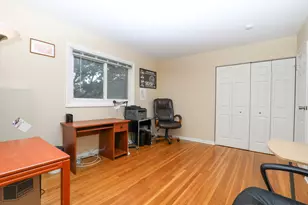 273 Berkshire Dr, Crystal Lake, IL 60014 - Photo 7