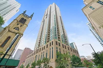 21 E Huron Street #2102, Chicago, IL 60611 - Photo 1