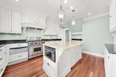[Address not provided], Chicago, IL 60611 - Photo 3