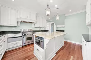 [Address not provided], Chicago, IL 60611 - Photo 3