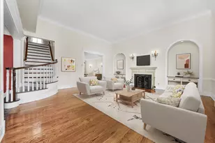 [Address not provided], Chicago, IL 60611 - Photo 9