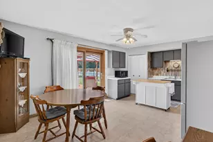1205 E 2nd St, Coal City, IL 60416 - Photo 19