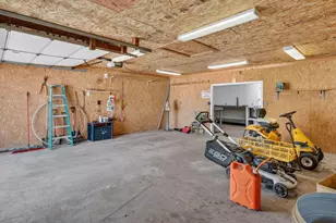 1205 E 2nd St, Coal City, IL 60416 - Photo 49