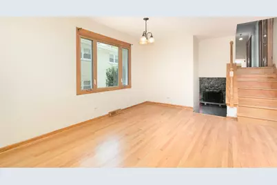 250 Shannon Court, Des Plaines, IL 60016 - Photo 5